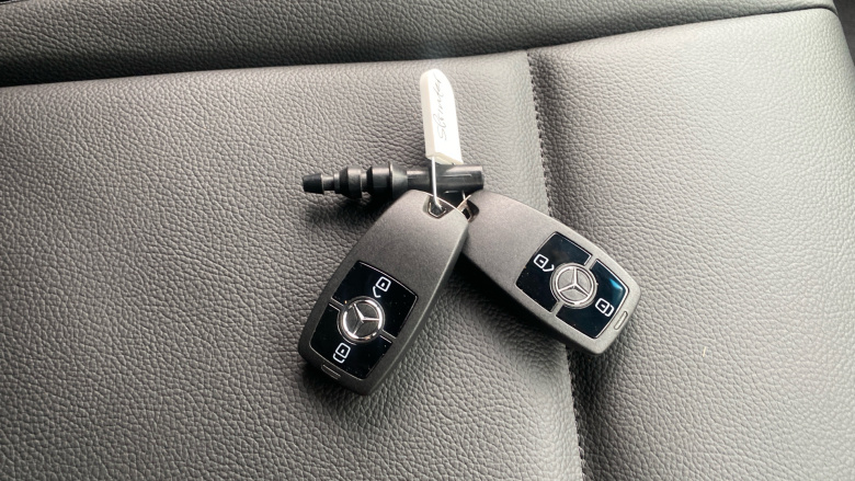 Mercedes-Benz Sprinter 315Cdi L2 Diesel Rwd 3.5t H2 Pro Van 9G-Tronic